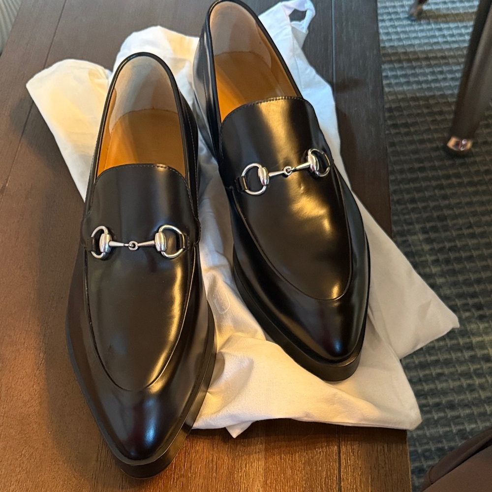 Elegant Brown Leather Loafers